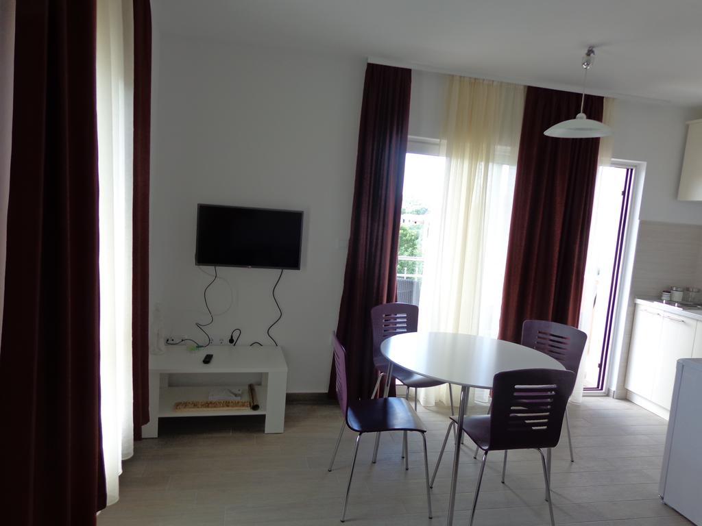 Villa Palas Apartments Rogoznica  Room photo