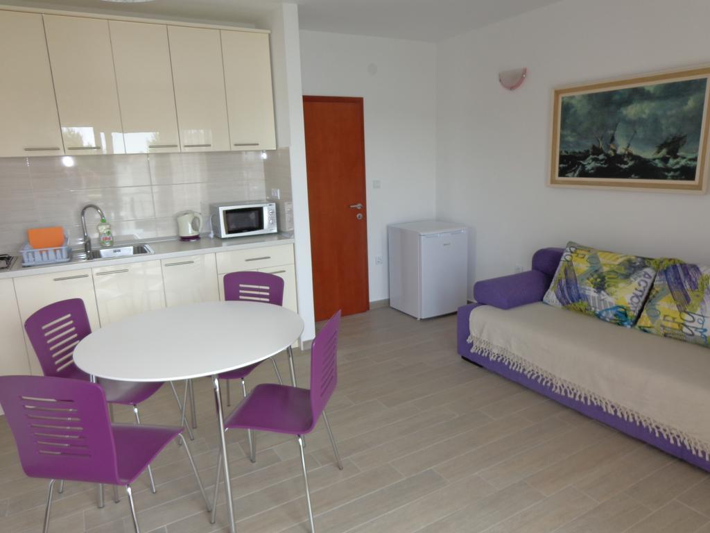 Villa Palas Apartments Rogoznica  Room photo